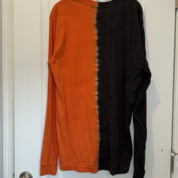 XL AVRIL LAVIGNE BLACK AND ORANGE LONG SLEEVE T-SHIRT - Picture 3 of 5